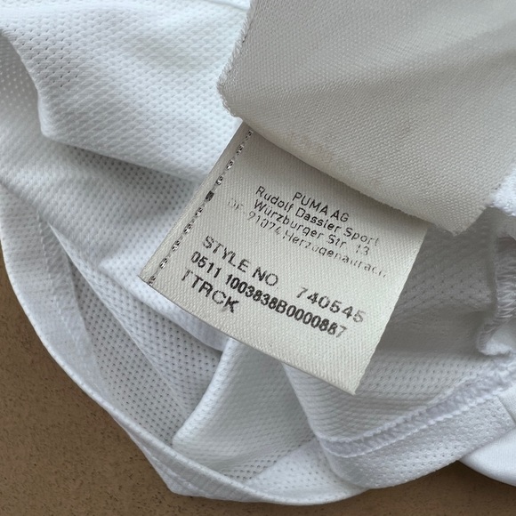 Tottenham Hotspur Puma Soccer Football Jersey - Picture 4 of 4